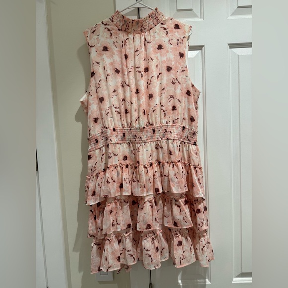 Express summer dress!! Size XL but fits both XXL and L (molds to body!) - Picture 1 of 2